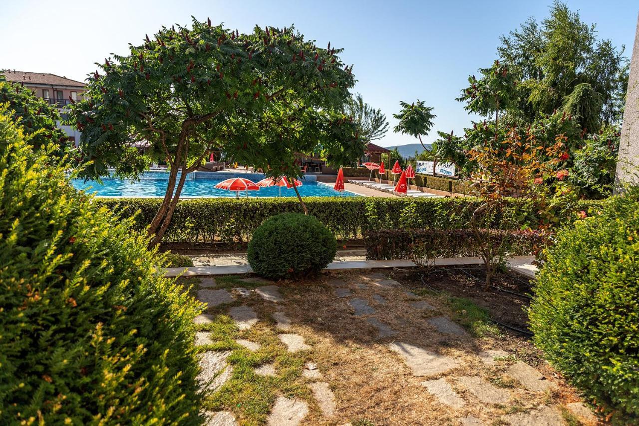 Harmony Hills Kolevi Apartments Rogachevo Exterior foto