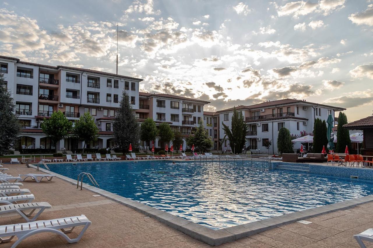 Harmony Hills Kolevi Apartments Rogachevo Exterior foto